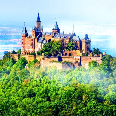 Calendar cu imagini Castle, 31.5 x 48 cm, 12 file, 2026